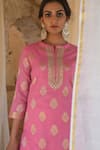 Buy_KARAJ JAIPUR_Pink Kurta Chanderi Band Set _Online_at_Aza_Fashions