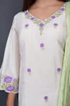 Surabhi Arya_White Kurta And Pant Chanderi Dupatta Taby Set _Online_at_Aza_Fashions