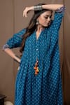 Shop_Label Kinjal Modi_Blue Cotton Silk Bandhani V Neck Print Tunic And Pant Set _at_Aza_Fashions