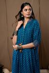 Label Kinjal Modi_Blue Cotton Silk Bandhani V Neck Print Tunic And Pant Set _Online_at_Aza_Fashions