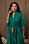 Label Kinjal Modi_Green Cotton Silk Printed Bandhani V Neck Kurta And Pant Set  _Online_at_Aza_Fashions