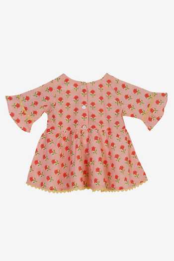 Shop_Saka Designs_Peach Cotton Printed Night Suit Set _at_Aza_Fashions