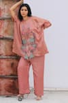 Buy_Oja_Pink Tunic Handloom Tissue Silk Applique Floral Mandarin Collar And Pant Set _at_Aza_Fashions