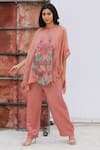 Oja_Pink Tunic Handloom Tissue Silk Applique Floral Mandarin Collar And Pant Set _Online_at_Aza_Fashions