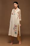 Shop_Oja_White Kurta And Stole Handloom Tissue Silk, Pant Linen Satin Applique Set _at_Aza_Fashions