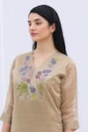 Buy_Oja_Brown Kurta And Stole Handloom Tissue Silk Applique Floral V Neck Set _Online_at_Aza_Fashions