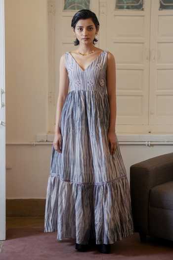 Buy_The Loom Art_Peach Handwoven Cotton Silk V Neck Tiered Sleeveless Dress _at_Aza_Fashions
