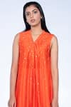 Deep Thee_Orange Chanderi Silk V Neck Kurta Set _Online_at_Aza_Fashions