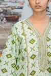 Label Earthen_Green Chanderi Silk V Neck Kurta Set _Online_at_Aza_Fashions