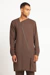 Shop_Son of A Noble Snob_Brown 100% Linen Plain Adil Kurta Set  _Online_at_Aza_Fashions