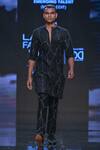 Buy_Son of A Noble Snob_Black 100% Linen Geometric Hisara Kurta Set  _at_Aza_Fashions