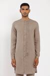 Buy_Son of A Noble Snob_Brown 100% Linen Kurta  _Online_at_Aza_Fashions