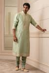 Buy_Tarun Tahiliani_Green Kurta Spun Silk Embroidered Aari Floral Set _at_Aza_Fashions