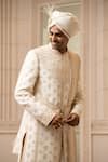 Tarun Tahiliani_White Sherwani And Kamarbandh Matka Silk Embroidered Aari Set _Online_at_Aza_Fashions