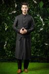Buy_Mirroir_Black Cotton Silk, Poly Blend, Suiting Asymmetric Bundi And Kurta Set _at_Aza_Fashions