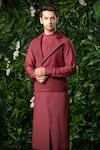 Mirroir_Maroon Cotton Silk, Poly Blend, Suiting Zipper Bundi And Kurta Set _Online_at_Aza_Fashions