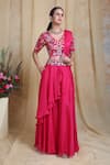 Buy_Miku Kumar_Pink Modal Silk Embroidered Dori Work V Pre-draped Saree With Blouse  _Online_at_Aza_Fashions