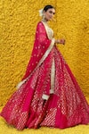 Mahima Mahajan_Pink Banarasi Chanderi Woven Floral Sweetheart Neck Sona Bridal Lehenga Set _Online_at_Aza_Fashions