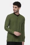 Mayank Modi - Men_Green Malai Cotton Plain Short Kurta  _Online_at_Aza_Fashions