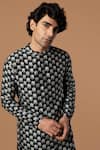 Masaba_Black Raw Silk Star Puff Print Kurta _at_Aza_Fashions