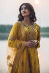 Heena Kochhar_Yellow Velvet Embroidered Kurta Set_Online_at_Aza_Fashions