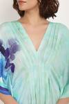 Ranng Label_Green Viscose Georgette V Neck Printed Kaftan _at_Aza_Fashions