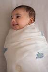 Raamae_Moana Muslin Swaddle Set (Set of 2)_Online_at_Aza_Fashions