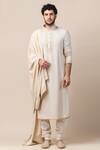 Buy_Tarun Tahiliani_White Georgette Chikankari Kurta Set _at_Aza_Fashions