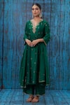 Shop_Label Niti Bothra_Green Silk Embroidered Floral Notched Kurta And Palazzo Set _at_Aza_Fashions