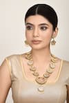 Nayaab by Aleezeh_Gold Plated Kundan Pendant Necklace Set _Online_at_Aza_Fashions