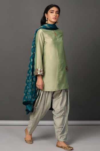 NUHH_Green Dupatta Viscose Georgette, Kurta And Pant Pst Silk Set With Floral Motif _Online_at_Aza_Fashions
