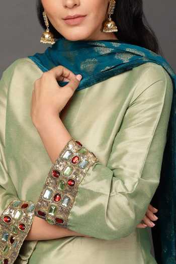Shop_NUHH_Green Dupatta Viscose Georgette, Kurta And Pant Pst Silk Set With Floral Motif _Online_at_Aza_Fashions