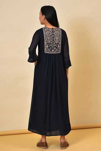 Shop_NUHH_Blue Inner- Cotton, Kurta- Georgette Floral Notched Embroidered _at_Aza_Fashions