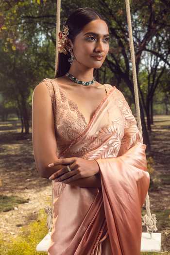 Buy_Nitika Gujral_Peach Organza, Satin Cut Work, Beads Plunge Neck Leaf Petal Patch Saree Set _Online_at_Aza_Fashions