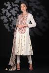Buy_Nikasha_White Handwoven Cotton Jamdani Embroidery Notched Printed Anarkali Set _at_Aza_Fashions