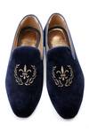 Shop_Kora By Nilesh Mitesh_Blue Embroidered Handcrafted Juttis_at_Aza_Fashions