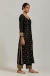 Ikshita Choudhary Black Chanderi Silk Floral, Sequin V Neck Kurta And Pant Set Online at Aza Fashions Ikshita Choudhary_Black Chanderi Silk Floral, Sequin V Neck Kurta And Pant Set_Online_at_Aza_Fashions