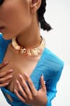 Buy_Outhouse_Gold Plated Pearls Drip Oh Wild Heart Shell Choker _Online_at_Aza_Fashions