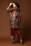 Shop_Capisvirleo_Maroon Habutai Silk Sequin, Thread And Bead, Tie & Dye Band Tunic & Pant Set _at_Aza_Fashions
