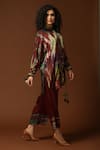Capisvirleo_Maroon Habutai Silk Sequin, Thread And Bead, Tie & Dye Band Tunic & Pant Set _Online_at_Aza_Fashions