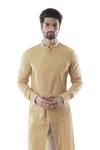 Buy_Paarsh_Yellow Linen Cotton Kurta Set_at_Aza_Fashions