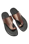 Buy_Dmodot_Black Leather Strap Sandals_at_Aza_Fashions