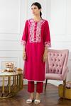 Sage Saga_Pink Lawn Cotton Round Embroidered Kurta And Pant Set _Online_at_Aza_Fashions