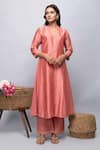 Buy_Kalakaari By Sagarika_Peach Chanderi Silk Plain V Neck Kurta And Pant Set _at_Aza_Fashions