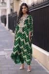 Shop_Payal Singhal_Green Silk Bandhani Notched Leheriya Kurta Set_at_Aza_Fashions