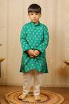 Buy_Tiny Colour Clothing_Green Floral Print Kurta Set For Boys_at_Aza_Fashions