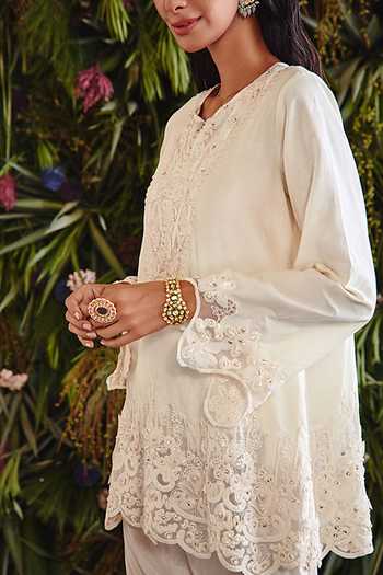 Buy_Ridhima Bhasin_Ivory Cotton And Crepe Beads & Thread Notched Floral Embroidered Kurta & Pant Set _Online_at_Aza_Fashions