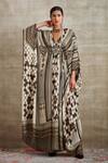 Buy_Rajdeep Ranawat_White Silk Embroidery V Neck Imama Kaftan For Women_Online_at_Aza_Fashions
