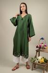 Shop_Ikshita Choudhary_Green Kurta Chanderi Silkpant Cotton Floral Cutwork V Neck And Pant Set_Online_at_Aza_Fashions