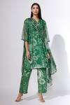 Buy_Saaksha & Kinni_Green Cotton Silk Floral Print Kurta Set_at_Aza_Fashions